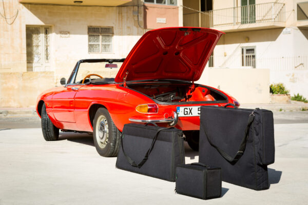 Alfa Duetto Spyder Luggage