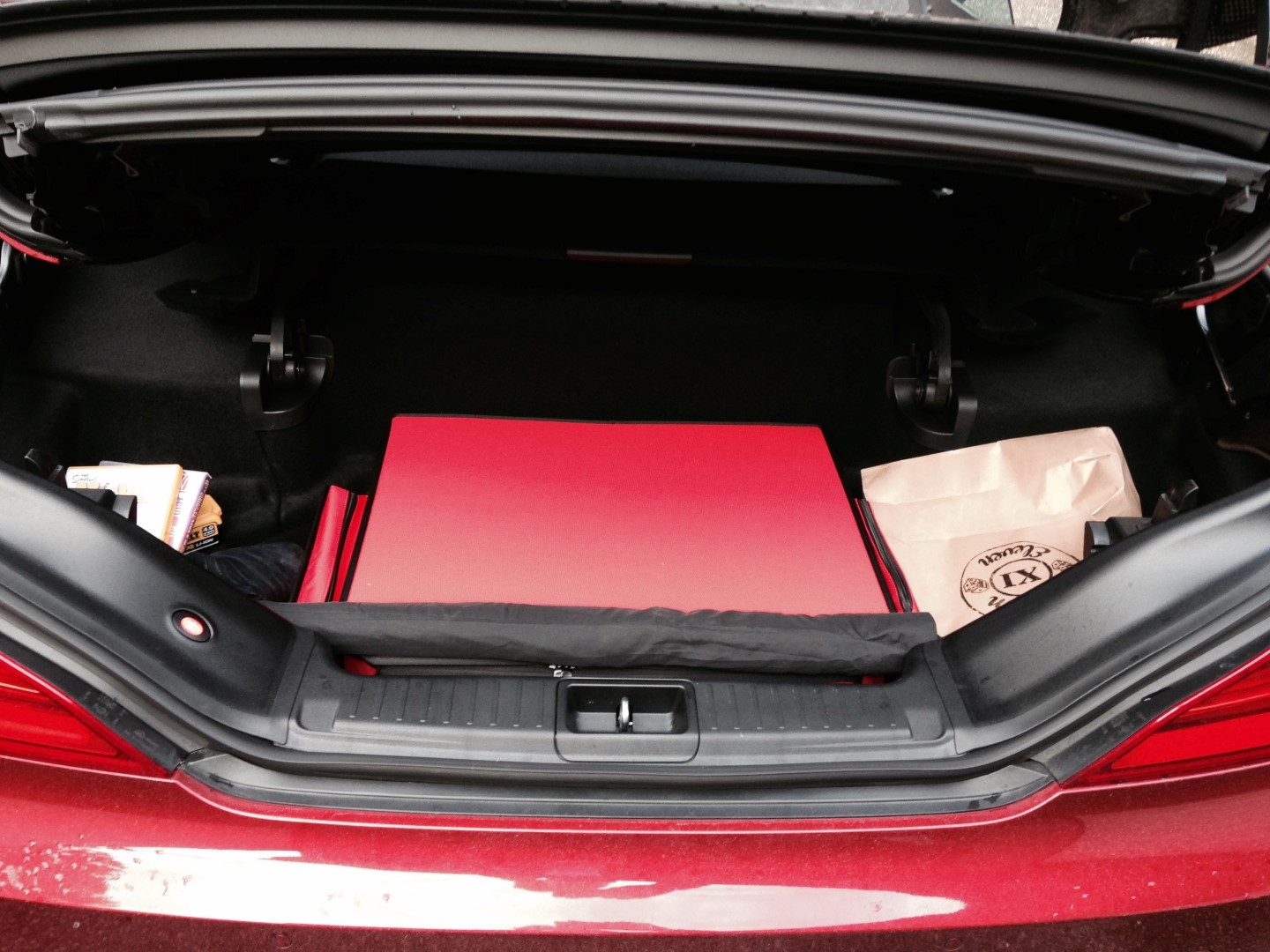 Roadtrip Luggage Mercedes Benz SL R230 (My 2003-2012) Rear Shelf Bag  Leatherette Trim : Everything Else 