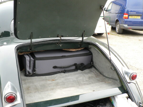 Jaguar XK120 Luggage