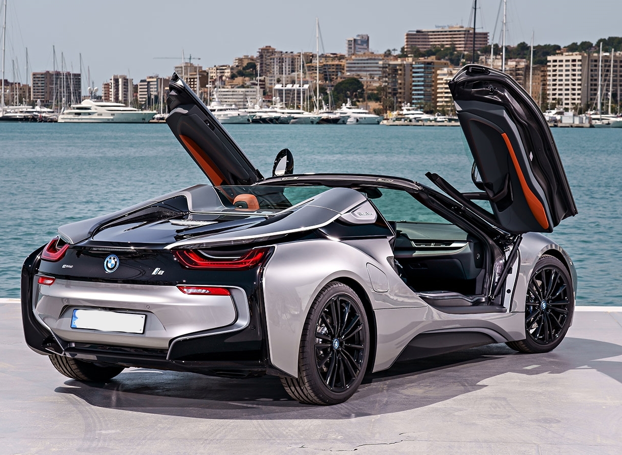 BMW i8 Roadster Bespoke Fitted Luggage by Classic Travelling